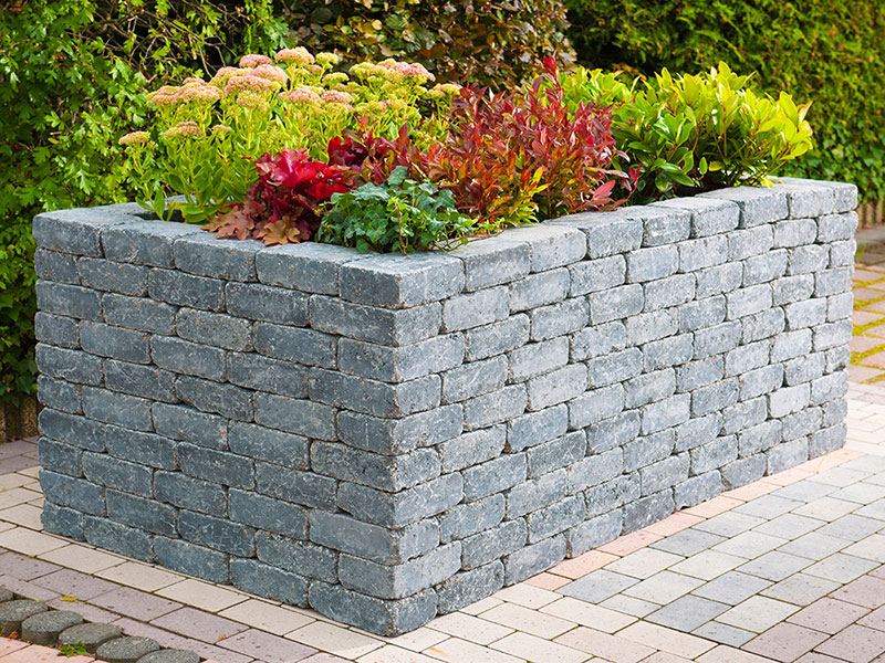 ANTIK MAUER GEK. BASALT