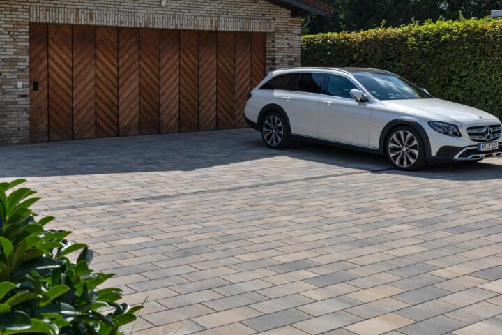 Keno Gestaltungspflaster 40x20x6 cm in Anthrazit – modernes Pflaster für Terrassen, Wege und Einfahrten