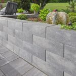 Lyana-Mauer Halbelement in Graualpin für stilvolle Gartengestaltung