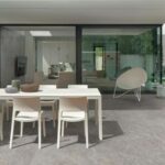 Marvel X ist eine Palette aus Feinsteinzeugbelägen in Marmoroptik, die an zeitgemäßen Marmorarten inspiriert sind und diese in jedem Detail perfekt nachbilden. Aus weichen Nuancen, grafischer Tiefe, detailverliebter Ausführung entsteht ein außergewöhnliches Feinsteinzeug mit Marmoroptik, das Tag für Tag Freude macht.