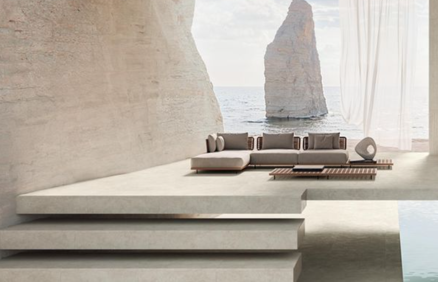 Eine elegante Kollektion von Wand- und Bodenfliesen aus Feinsteinzeug und mit Limestone-Effekt, die sehr realistisch und natürlich wirken, so dass sich das Produkt sowohl allein als auch in Kombination mit anderen Materialien wie Holz und Zement gut verwenden lässt. Die sechs hellen, modernen und eleganten Farbtöne eignen sich perfekt für Innen- und Außenbereiche.
